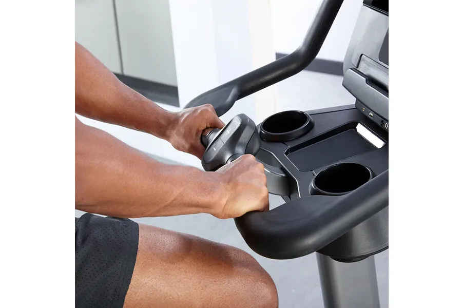 Life Fitness Club Series   (Plus) Upright Lifecycle Bike w/ Discover SE3 Console (DEMO) (🌱 SPRING SALE)